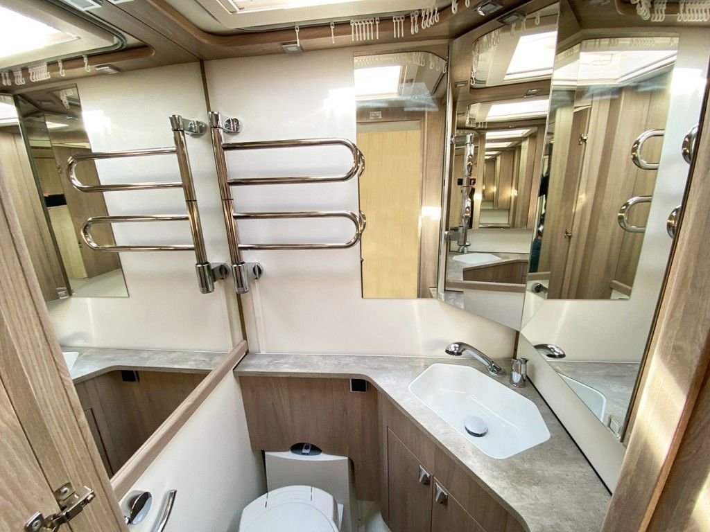 CARAVANE KABE 560 GLE – Image 9