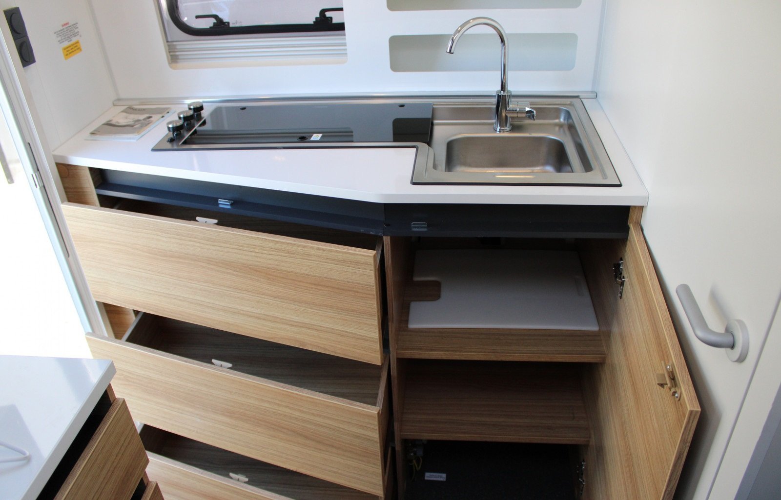 Caravane Adria Action 391 PH Easy – Image 22