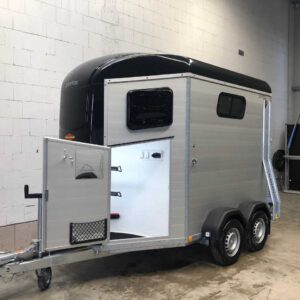 Remorque Van Chevaux Böckmann Portax silver + black avec sellerie
