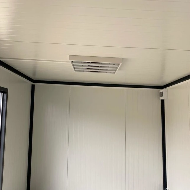 BUNGALOW AVEC SANITAIRES COMMERCIAUX, IMMEUBLE DE BUREAUX ET D'HABITATION 3×7 – Image 2