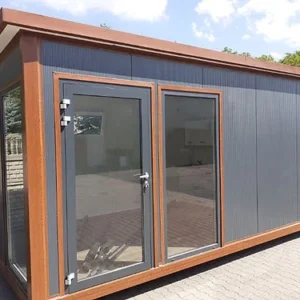 Conteneur maison sur roues avec salle de bain et cuisine 17 m²