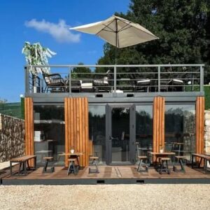 Conteneur Café avec véranda